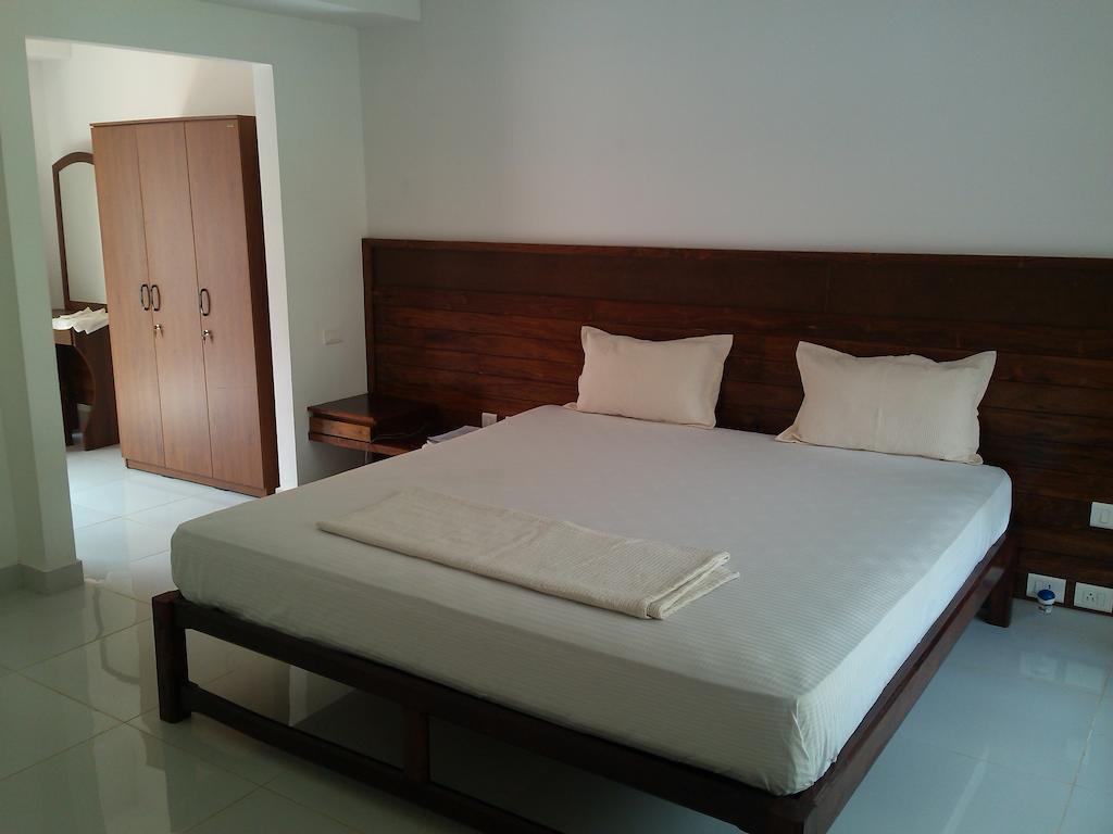 Lilypad Resort Варкала Стая снимка